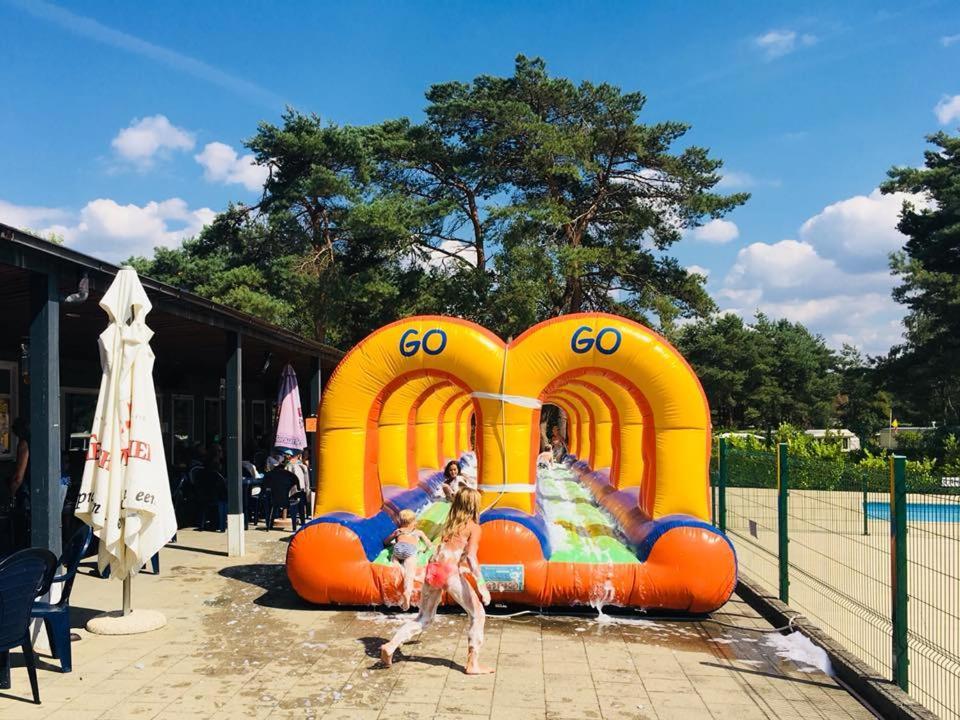 Safaritent at Camping GT Keiheuvel Balen Bagian luar foto