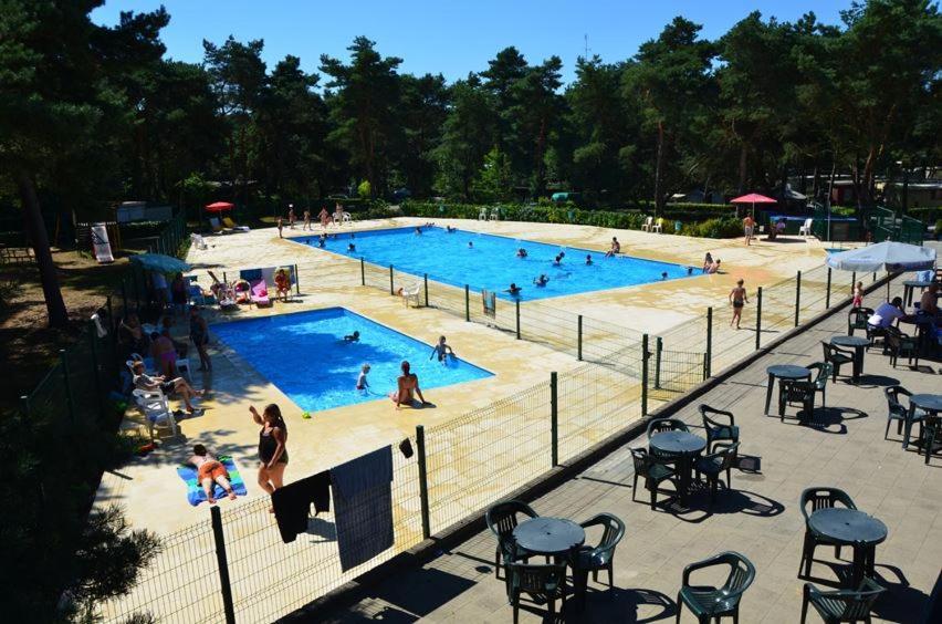 Safaritent at Camping GT Keiheuvel Balen Bagian luar foto